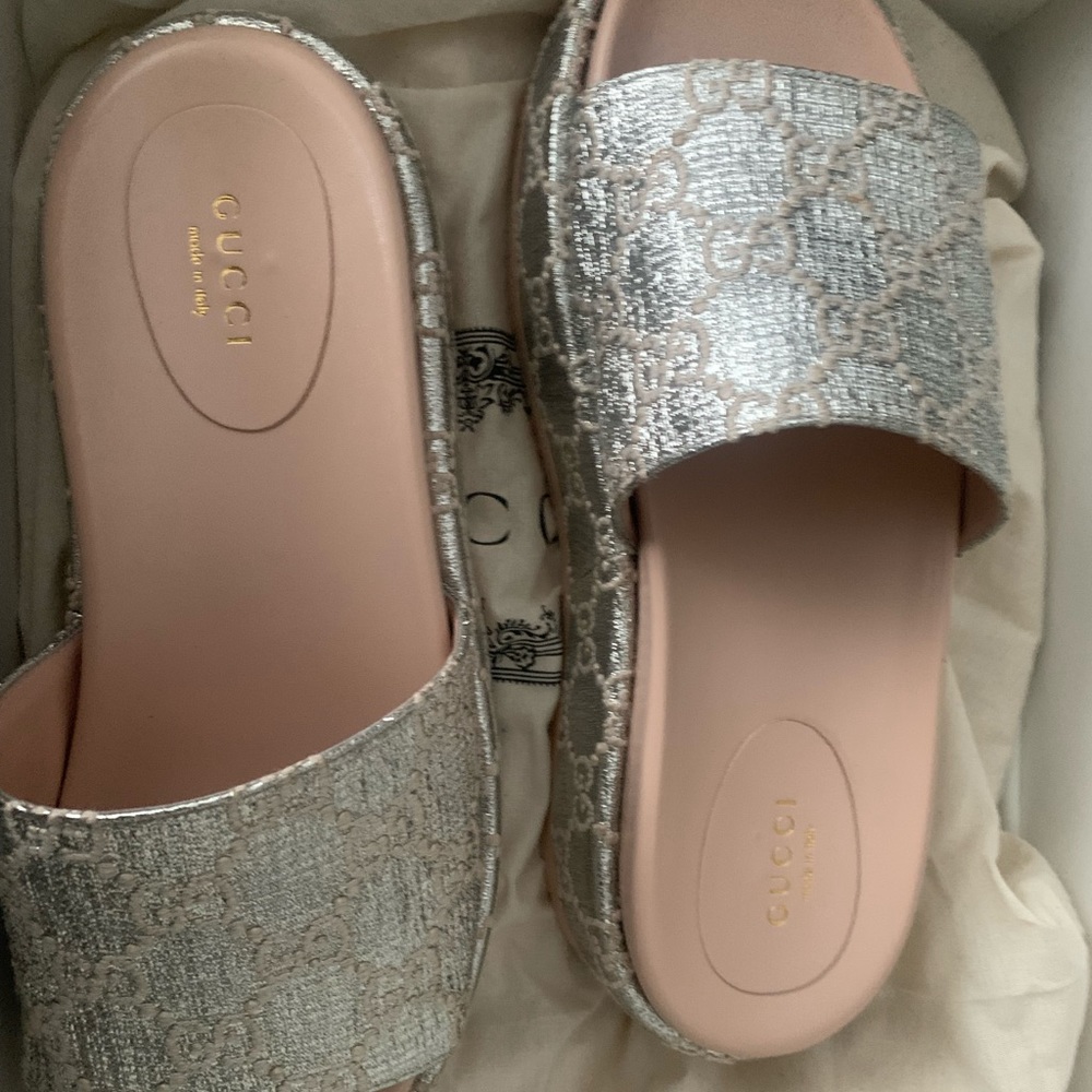 COPY - GUCCI PLATFORM SLIDE IN SLIVER COLOR